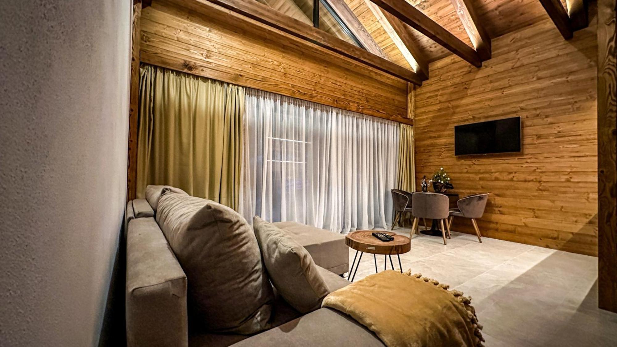 Jasna Boutique Chalet ลิฟตอฟสกีมิคูลาช ภายนอก รูปภาพ